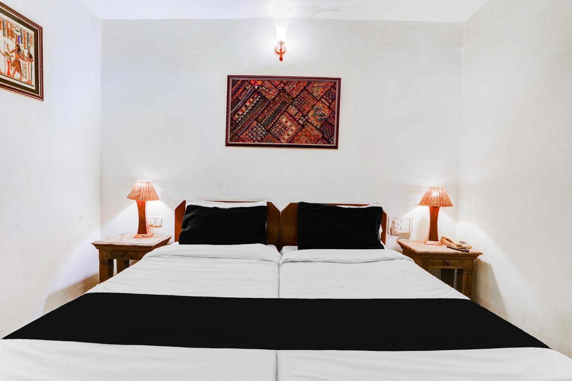 Super Hotel O Sansarchandra Road Formerly Luna Rosa Jaipur Ngoại thất bức ảnh