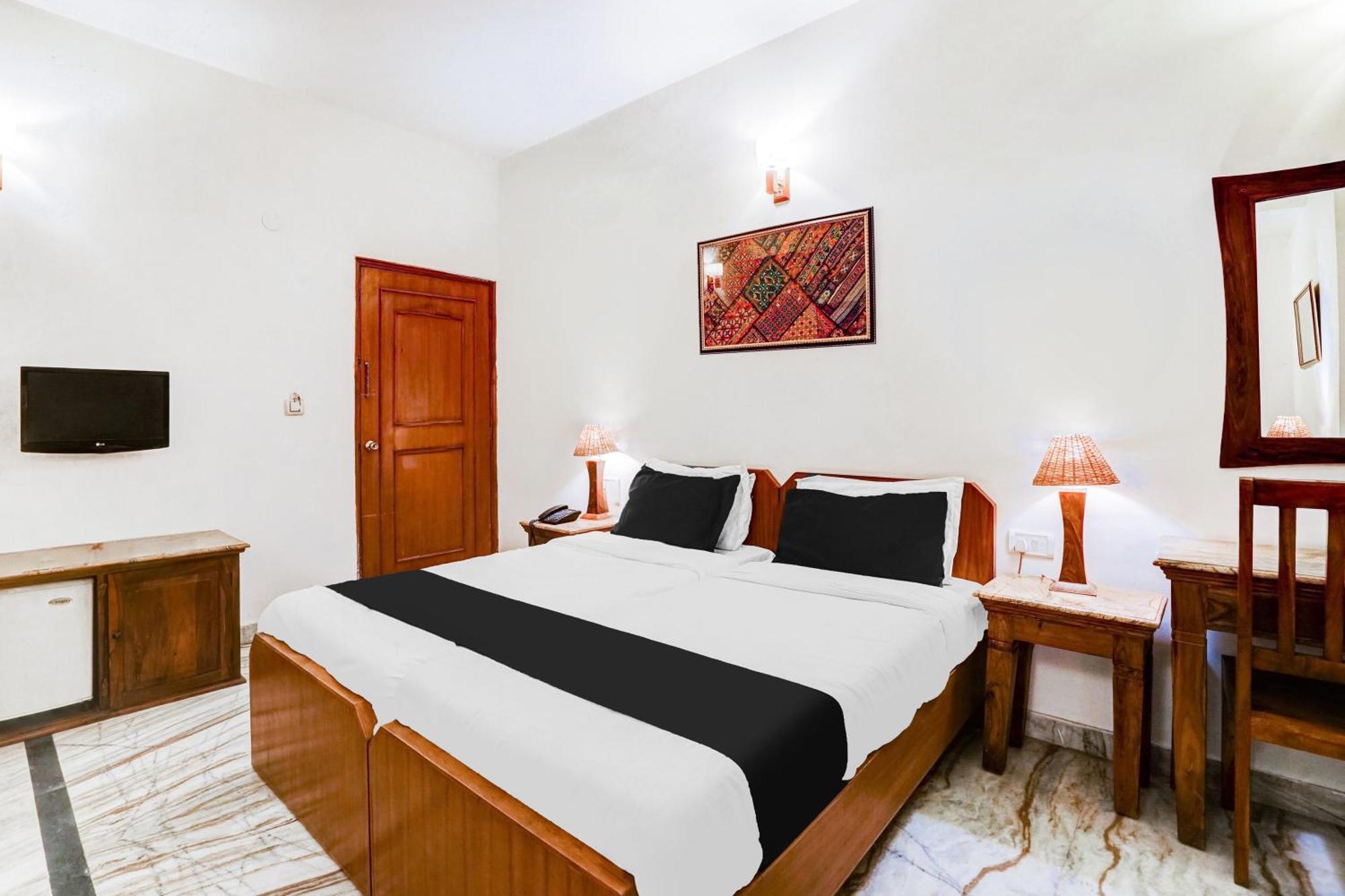 Super Hotel O Sansarchandra Road Formerly Luna Rosa Jaipur Ngoại thất bức ảnh